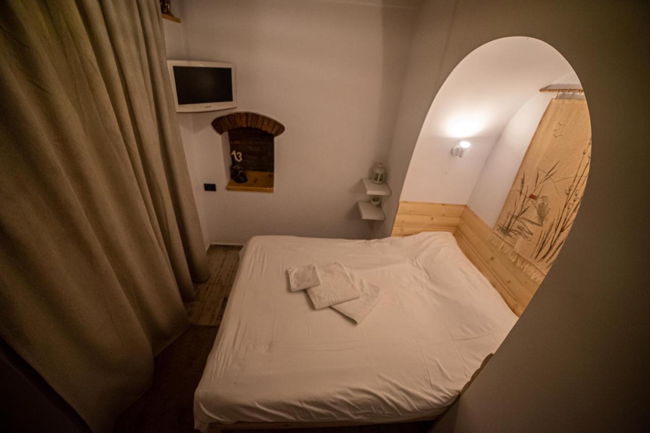 Luky13 Apartment Brasov Luaran gambar