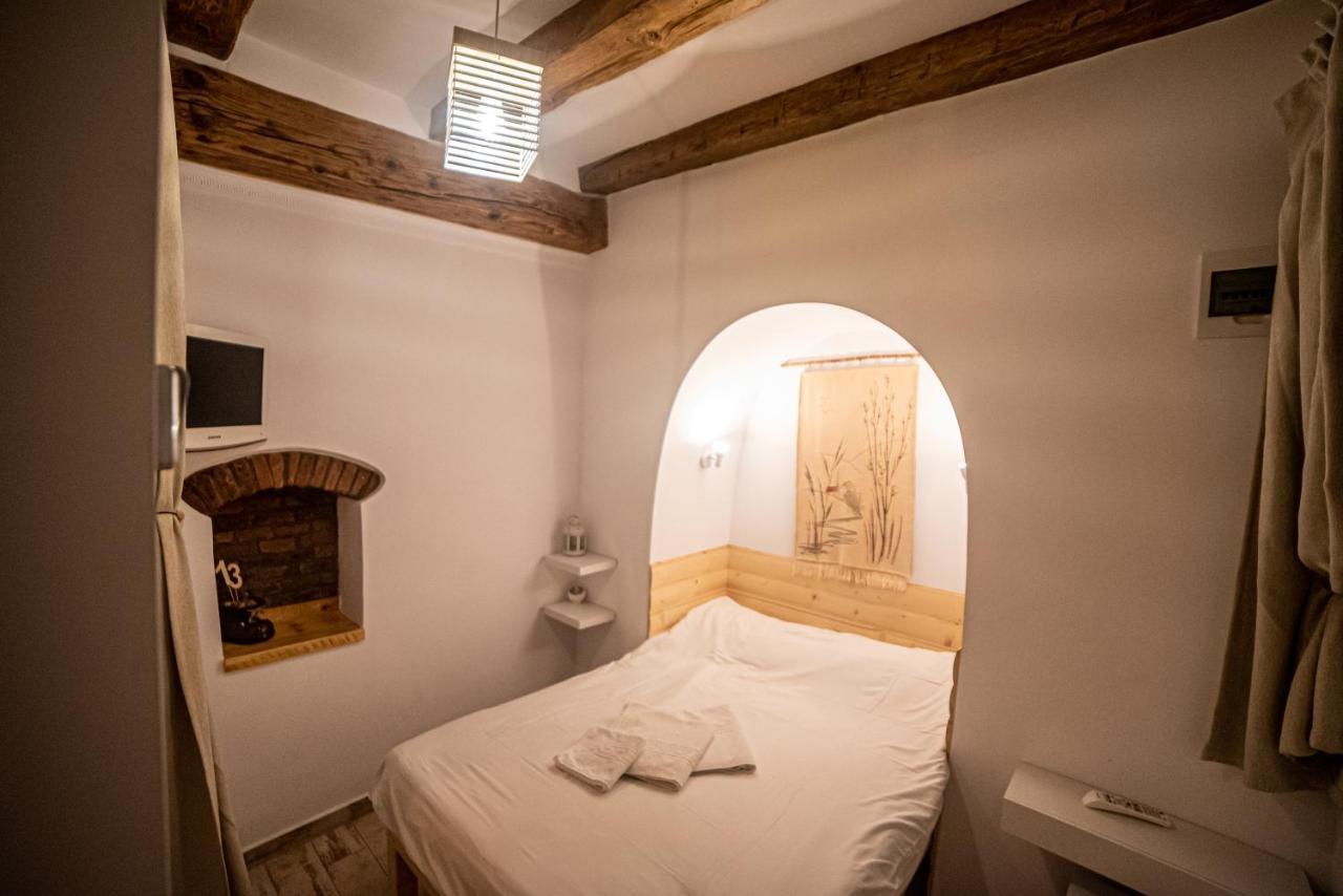 Luky13 Apartment Brasov Luaran gambar